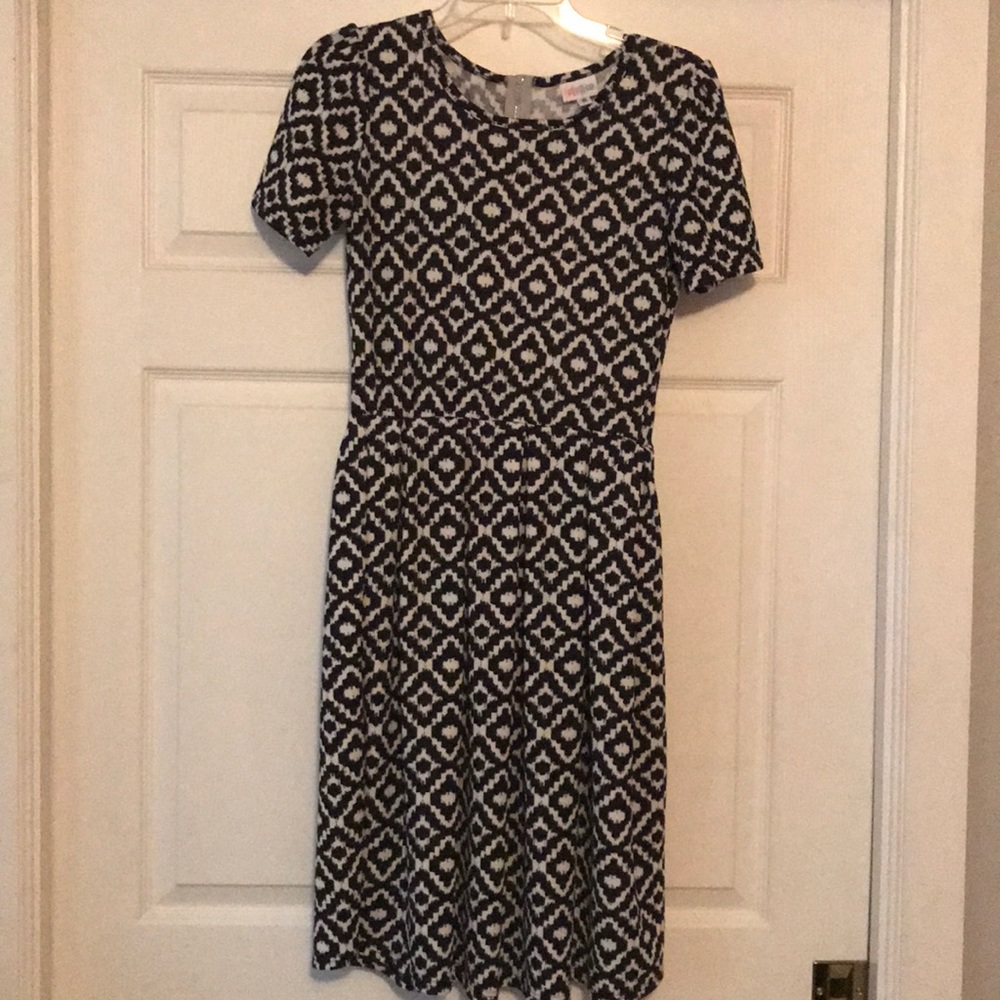LuLaRoe Amelia Dress